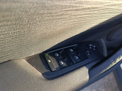 BMW X1 sDrive18d (9)