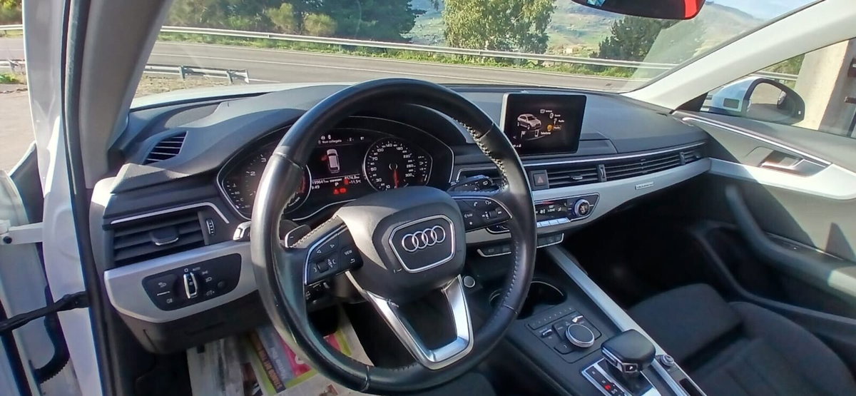 Audi A4 Allroad 2.0 TDI 190 CV S tronic Business (12)