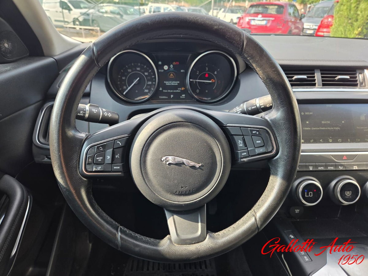 Jaguar E-Pace 2.0D 150 CV AWD aut. S (10)