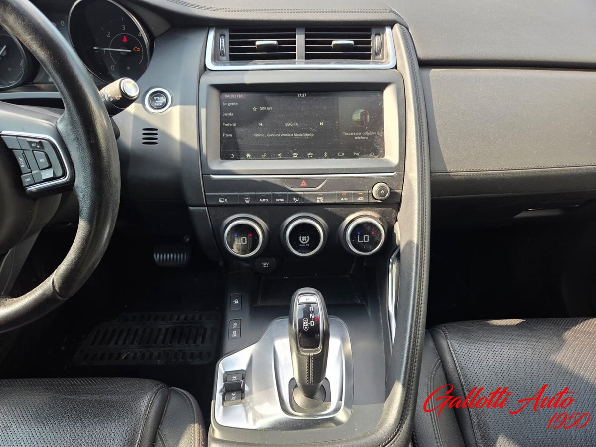 Jaguar E-Pace 2.0D 150 CV AWD aut. S (11)