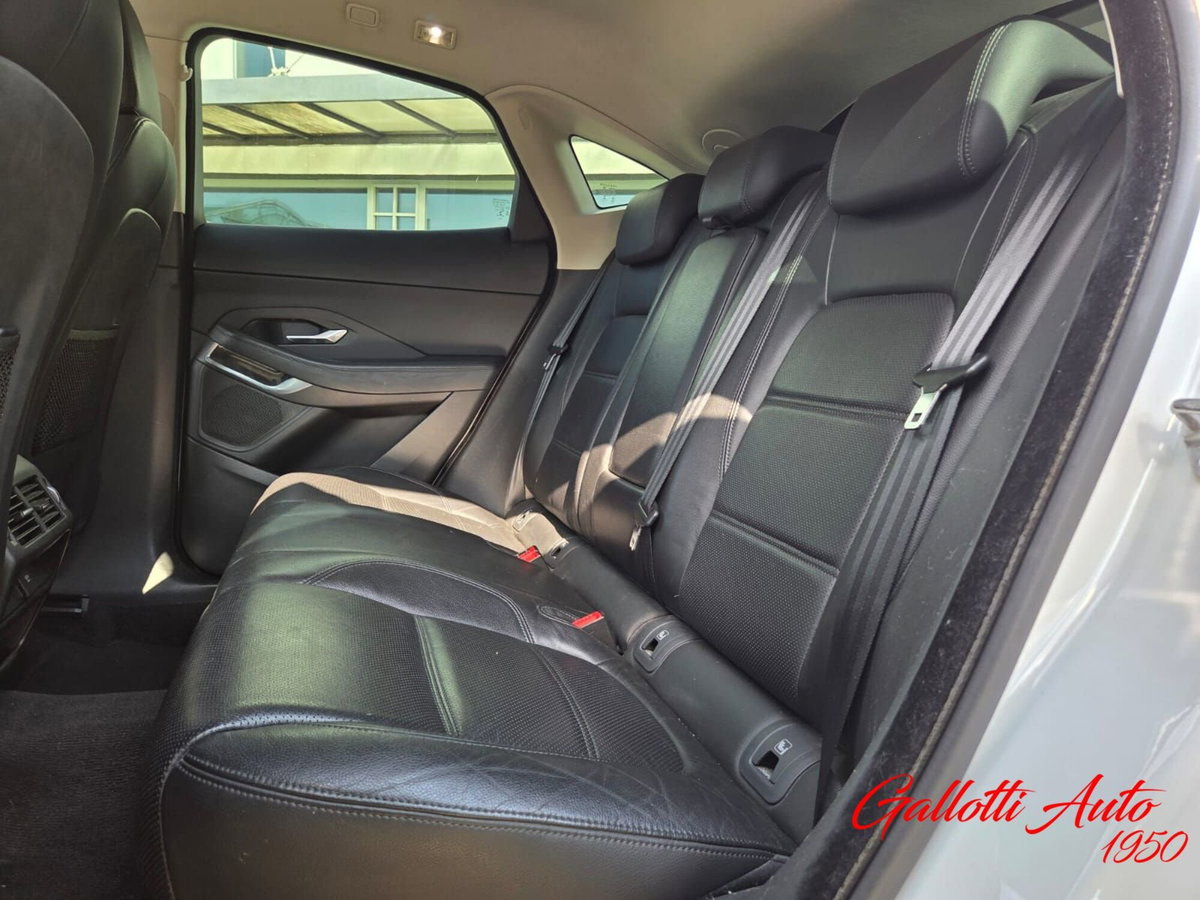 Jaguar E-Pace 2.0D 150 CV AWD aut. S (12)