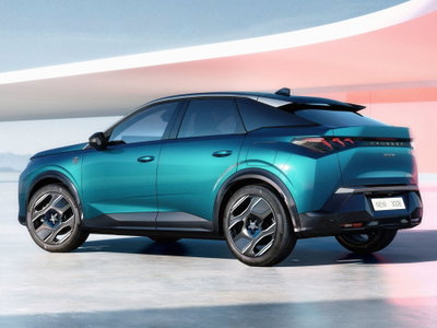 Peugeot 3008 73 kWh GT (4)