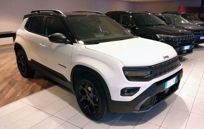 Jeep Avenger 1.2 turbo e-hybrid mhev Overland 4xe 145cv edct6