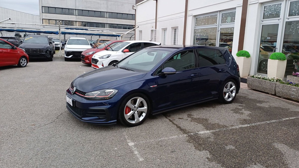 Volkswagen Golf GTI Performance 2.0 245 CV TSI DSG 5p. BMT