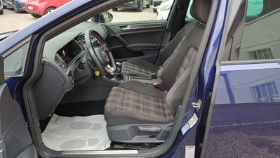 Volkswagen Golf GTI Performance 2.0 245 CV TSI DSG 5p. BMT (10)