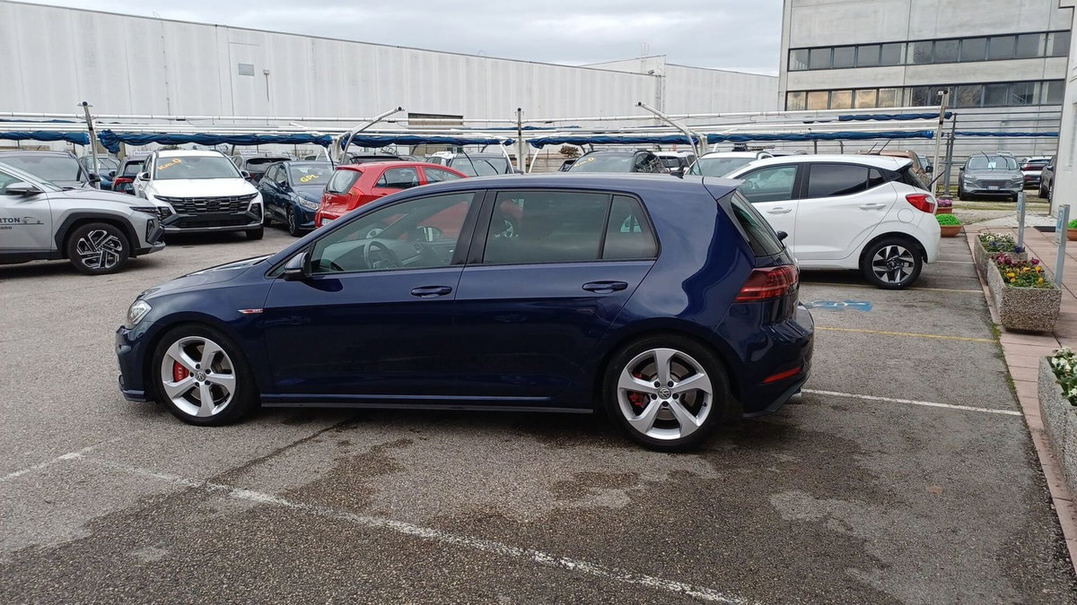Volkswagen Golf GTI Performance 2.0 245 CV TSI DSG 5p. BMT (3)