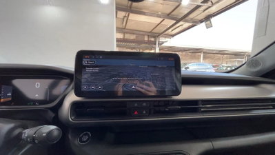 Jeep Avenger 1.2 turbo Summit fwd 100cv (13)