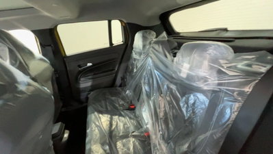 Jeep Avenger 1.2 turbo Summit fwd 100cv (15)
