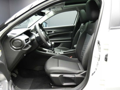 Jeep Avenger 1.2 turbo Summit fwd 100cv (8)