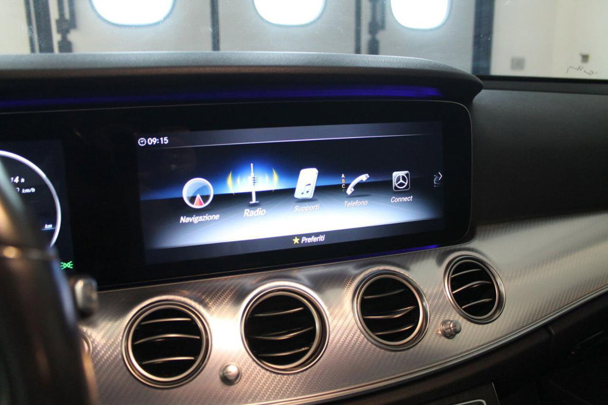 Mercedes-Benz Classe E 200 d Auto Business Sport (20)