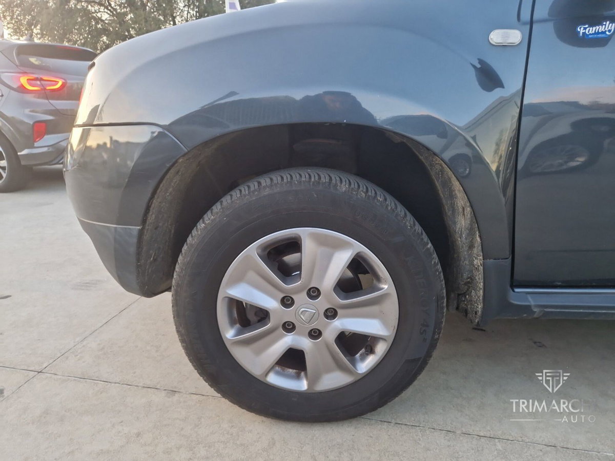Dacia Duster 1.5 dCi 110CV 4x4 Lauréate (8)