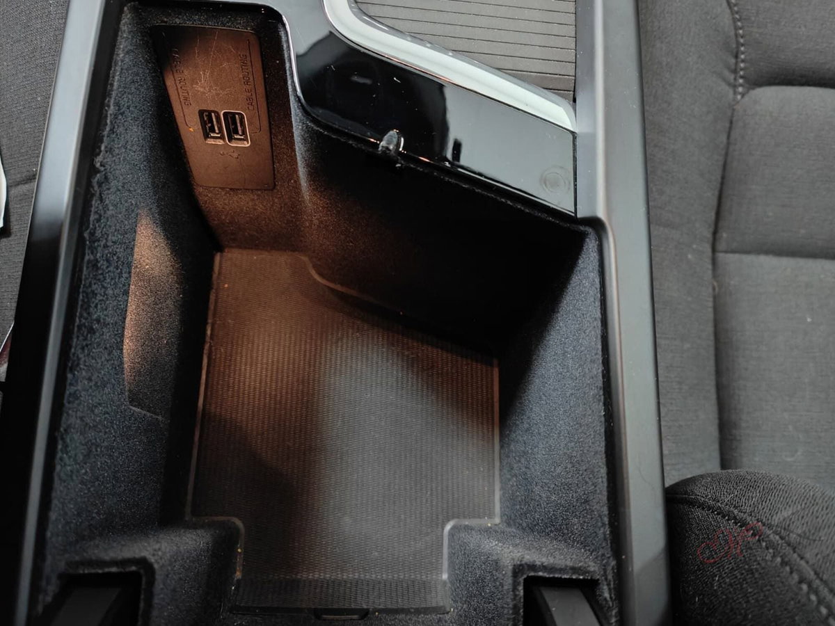 Volvo XC60 B4 Geartronic Momentum (17)