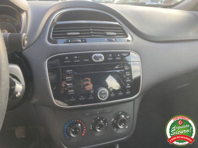 Fiat Punto 1.4 8V 5 porte Easypower Street (8)