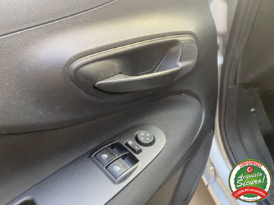 Fiat Punto 1.4 8V 5 porte Easypower Street (9)