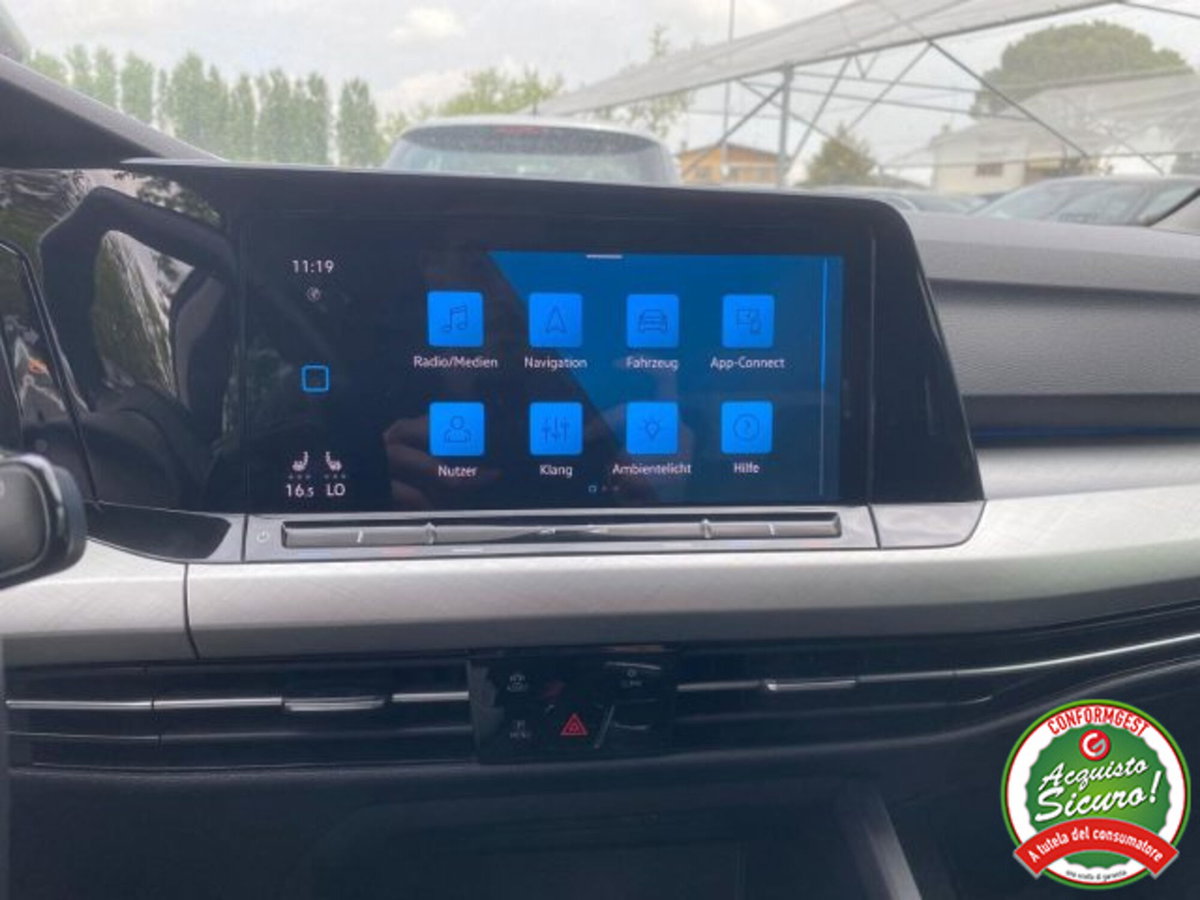 Volkswagen Golf 2.0 TDI 1st Edition Life (14)