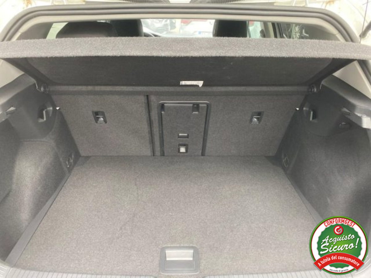 Volkswagen Golf 2.0 TDI 1st Edition Life (5)