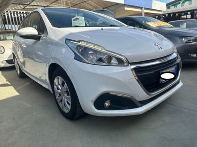 Peugeot 208 68 5 porte Active usata