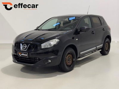 Nissan Qashqai 2.0 dCi DPF 4WD aut. 360 usata