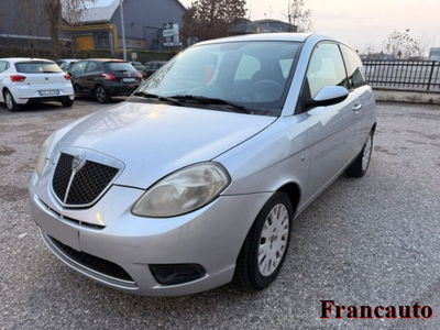 Lancia Ypsilon 1.4 Argento Ecochic GPL usata