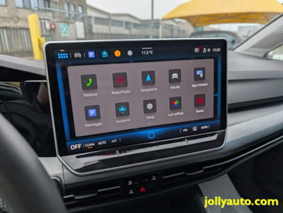 Volkswagen Golf 2.0 tdi Edition 115cv (15)