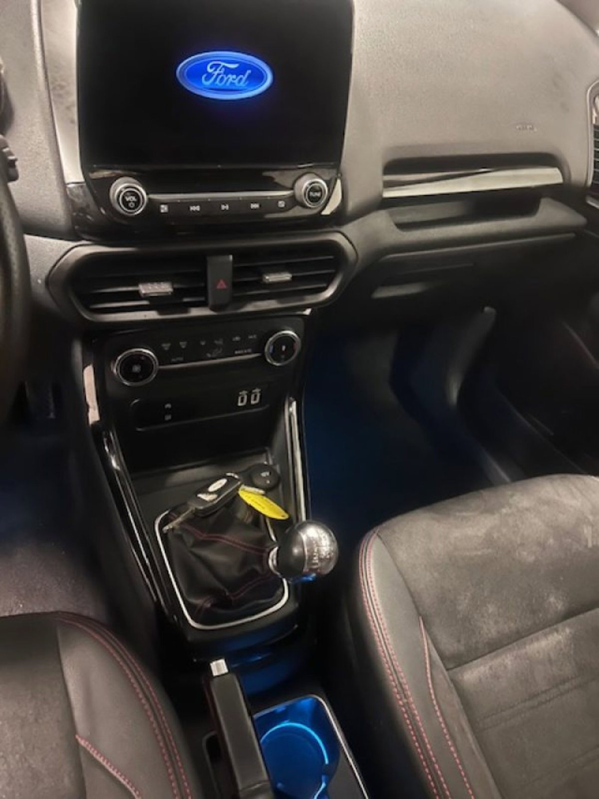 Ford EcoSport 1.0 EcoBoost 125 CV Start&Stop ST-Line (4)