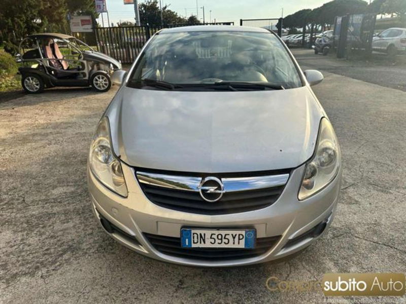 Opel Corsa 1.2 3 porte Club