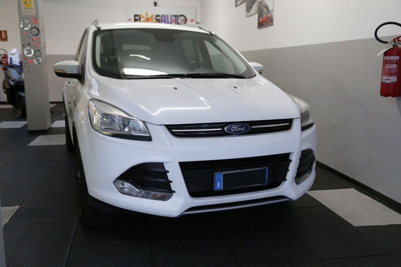 Ford Kuga 2.0 TDCI 150 CV S&S 4WD Powershift Titanium X