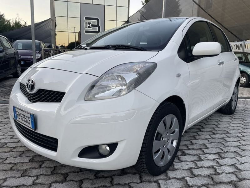 Toyota Yaris 1.3 5 porte Sol