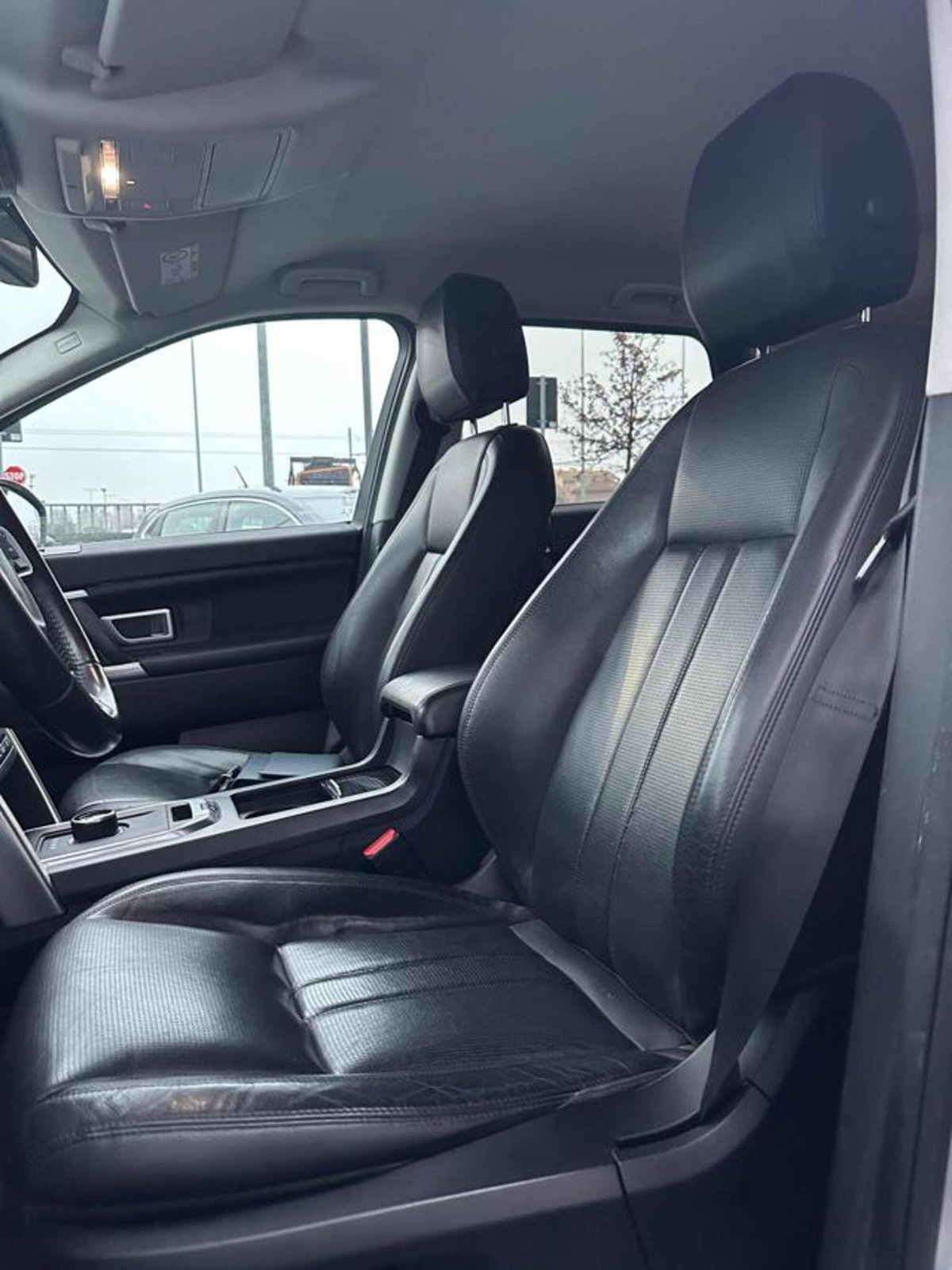 Land Rover Discovery Sport 2.0 TD4 150 CV HSE (11)