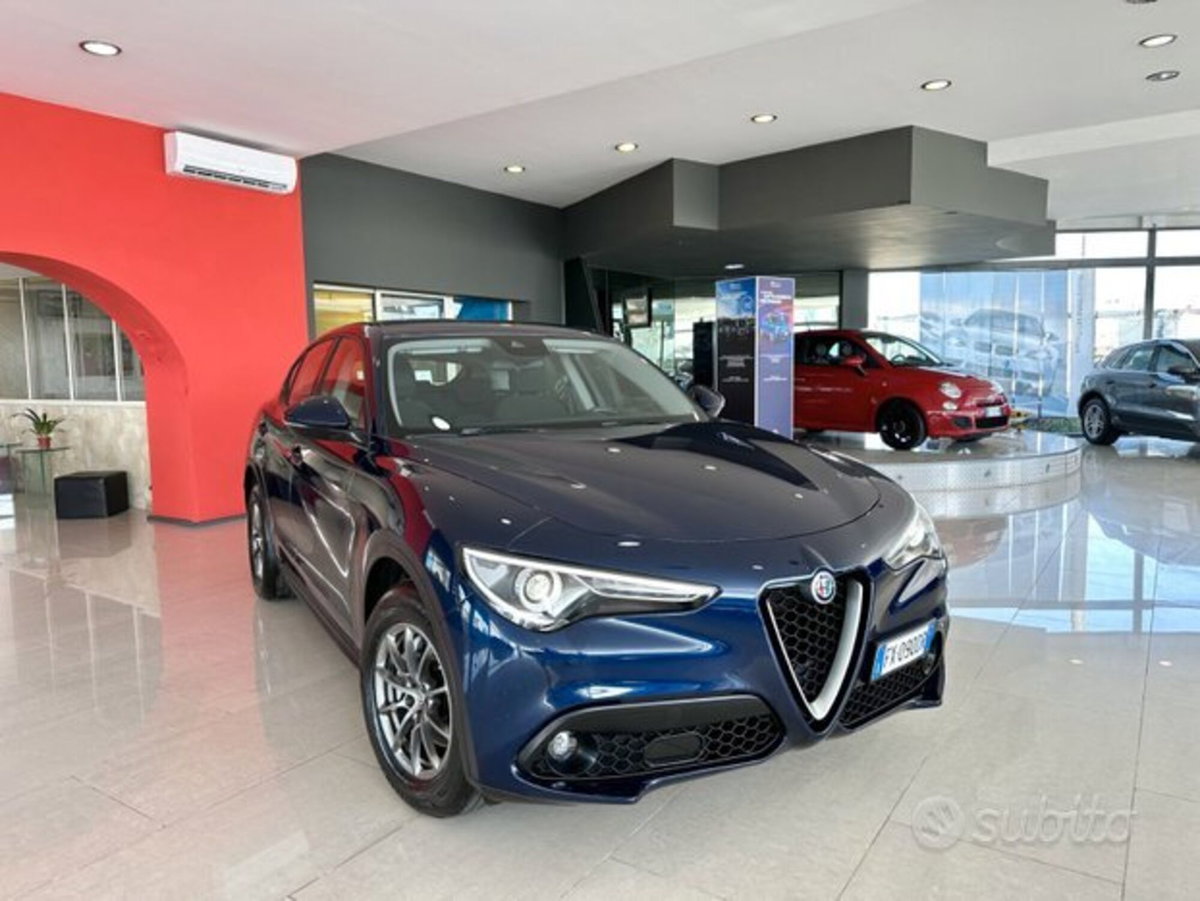 Alfa Romeo Stelvio Stelvio 2.2 Turbodiesel 180 CV AT8 Q4 Super (4)