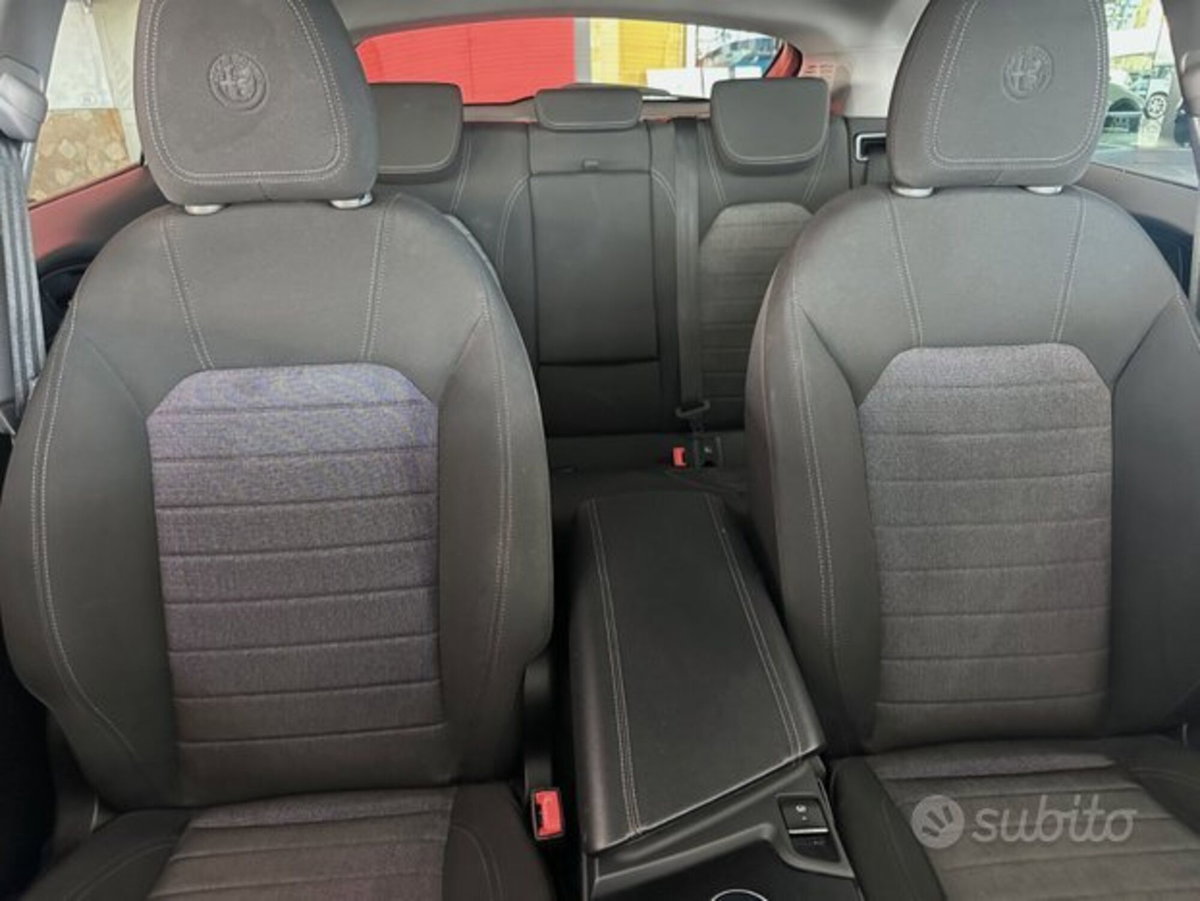 Alfa Romeo Stelvio Stelvio 2.2 Turbodiesel 180 CV AT8 Q4 Super (6)