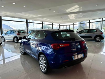 Alfa Romeo Giulietta 1.6 JTDm Ti 120cv (2)