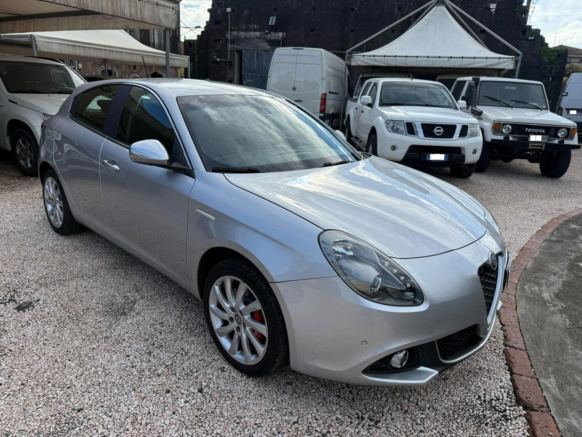 Alfa Romeo Giulietta 1.6 JTDm Ti 120cv (6)