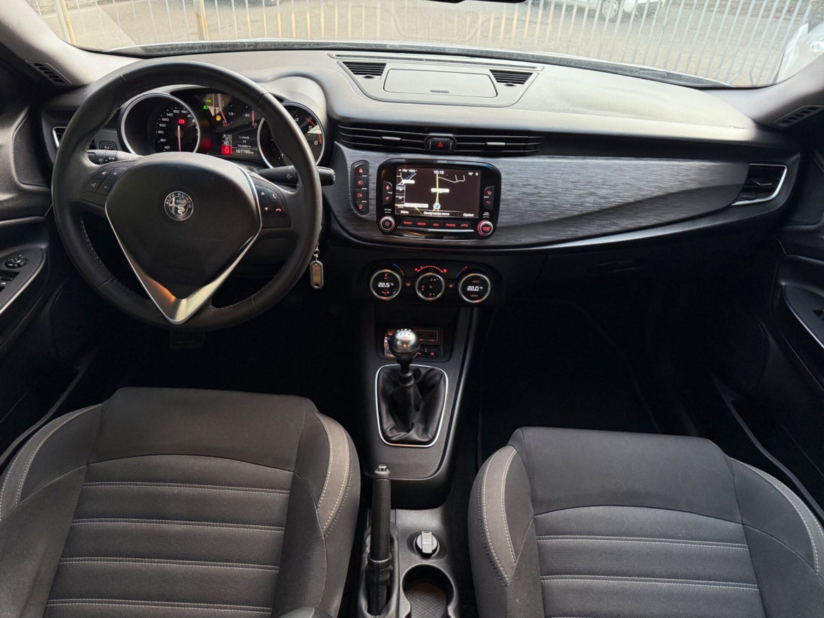 Alfa Romeo Giulietta 1.6 JTDm Ti 120cv (12)