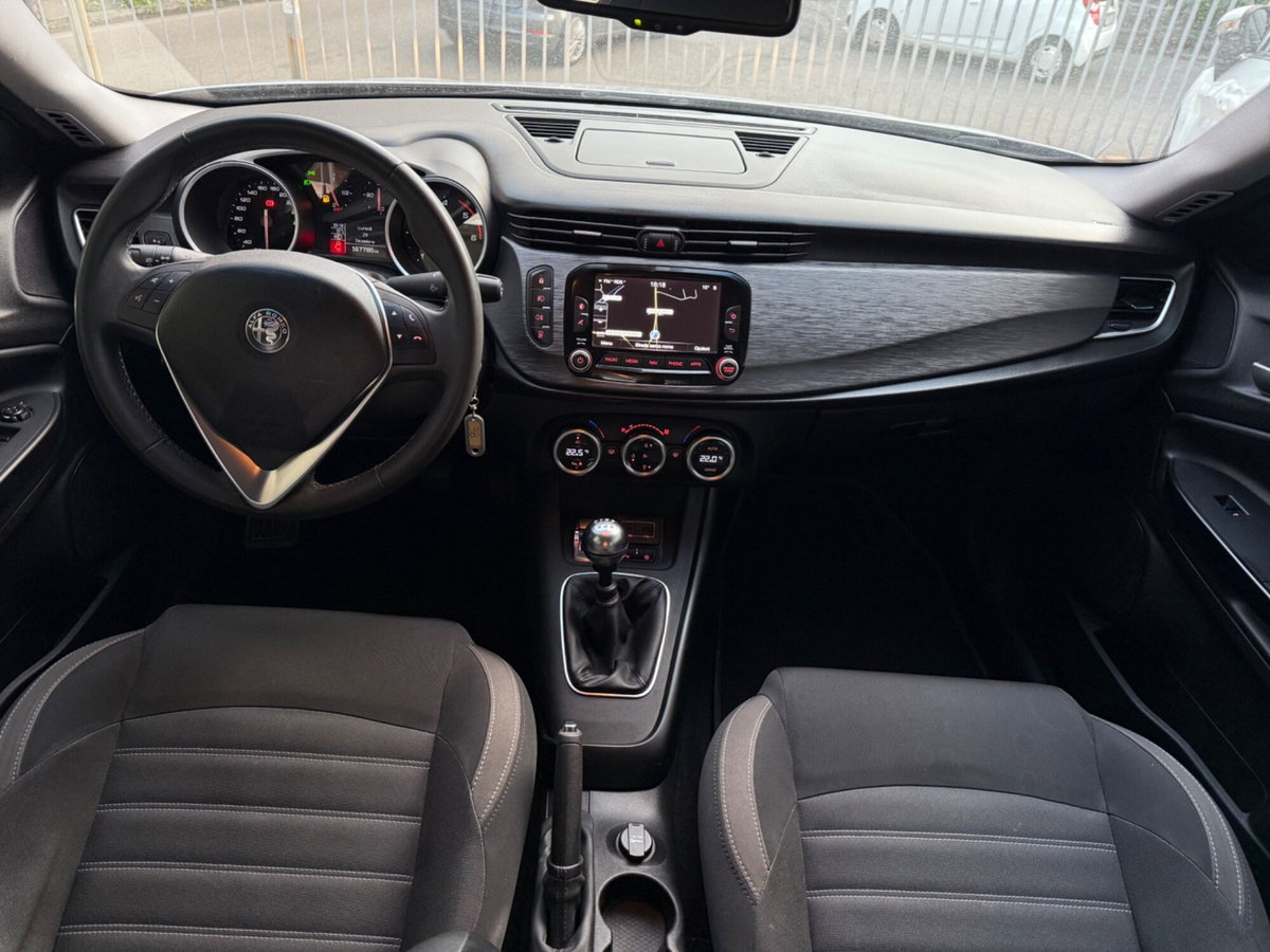 Alfa Romeo Giulietta 1.6 JTDm Ti 120cv (13)