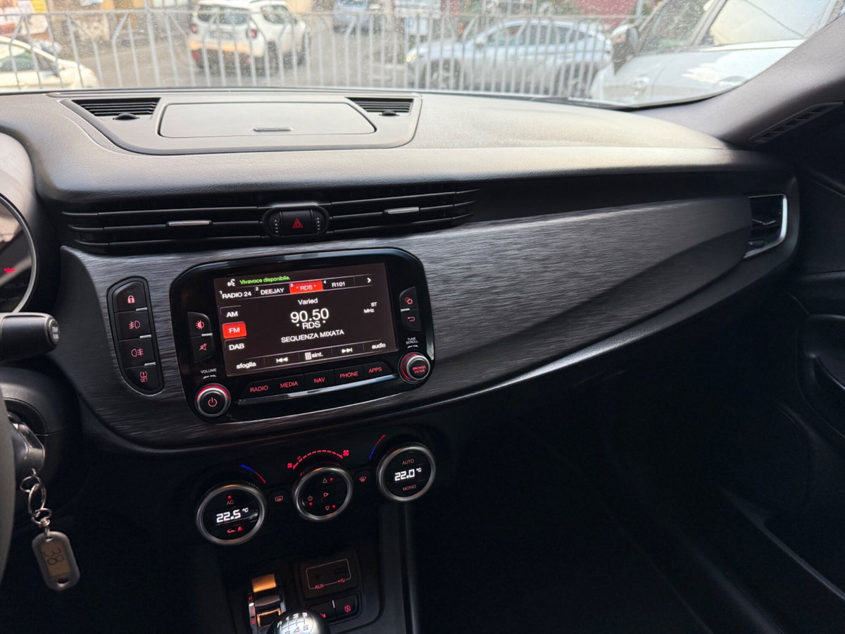 Alfa Romeo Giulietta 1.6 JTDm Ti 120cv (19)