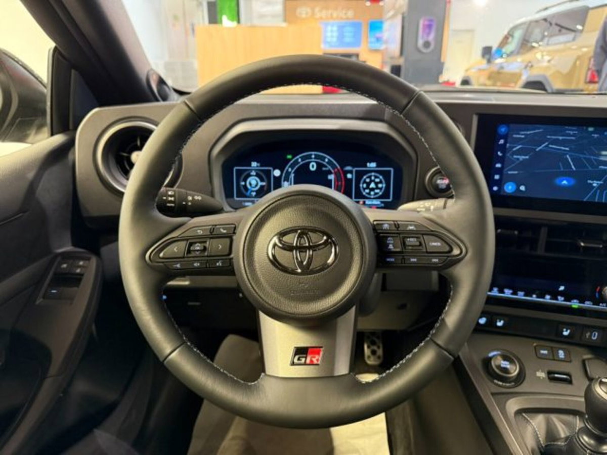 Toyota GR Yaris 1.6 Rovanpera Special Edition imt-6 (6)