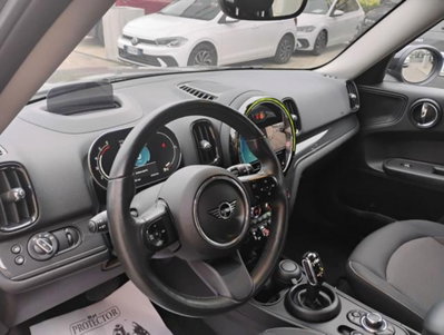MINI Mini Countryman 2.0 Cooper D Business Countryman (10)