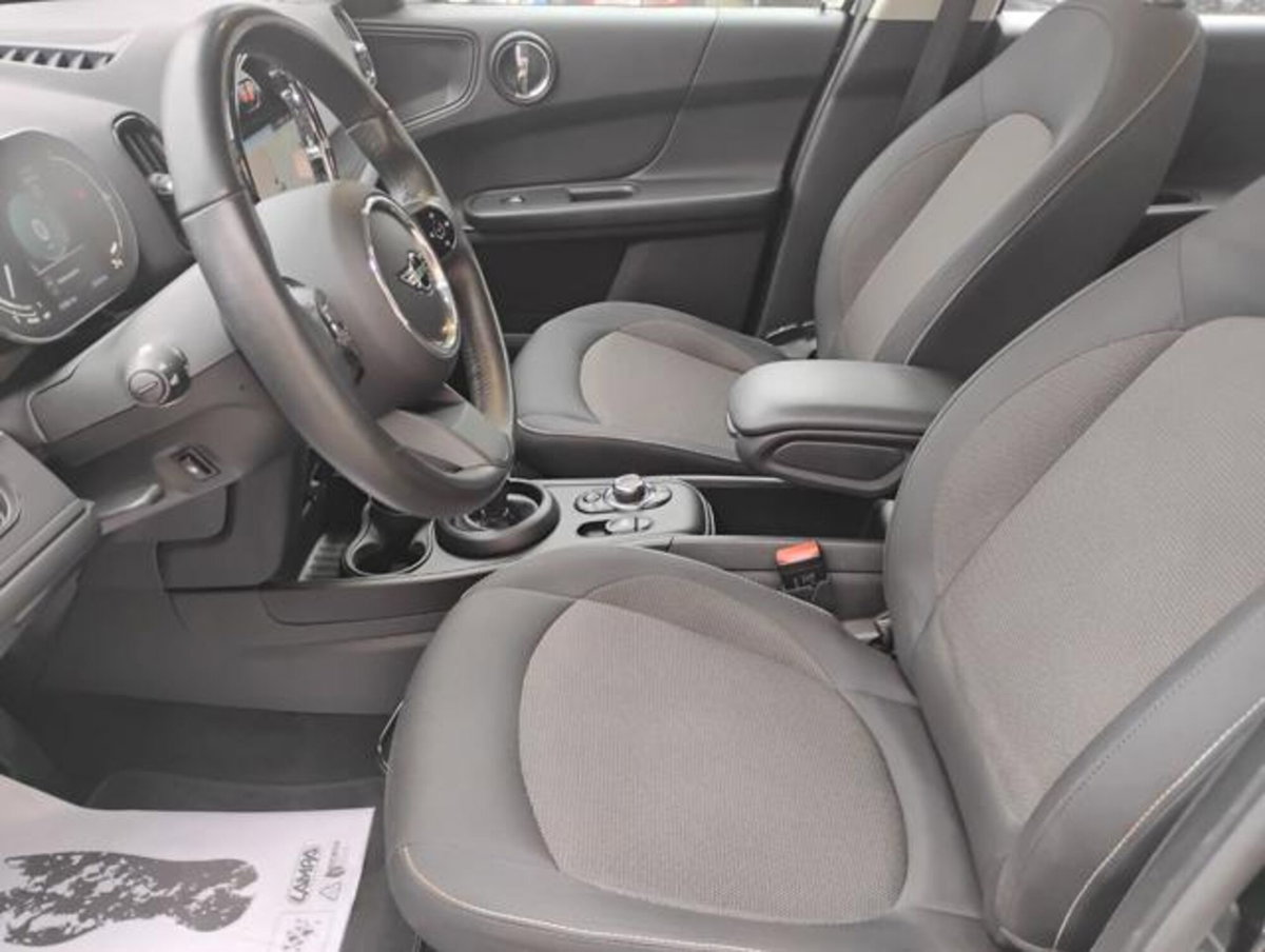 MINI Mini Countryman 2.0 Cooper D Business Countryman (12)