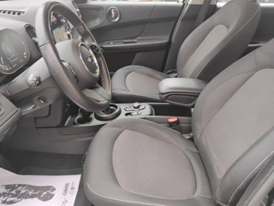 MINI Mini Countryman 2.0 Cooper D Business Countryman (12)