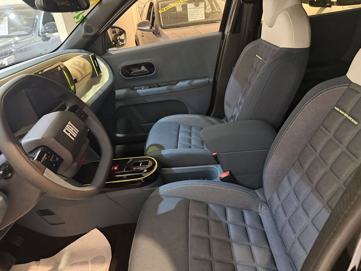 Fiat Grande Panda 1.2 hybrid La Prima 110cv edct (10)