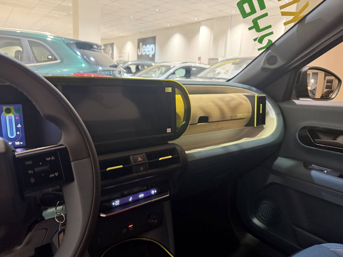 Fiat Grande Panda 1.2 hybrid La Prima 110cv edct (18)