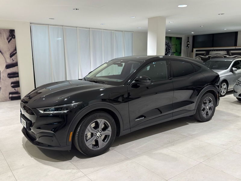 Ford Mustang Mach-E Standard 269CV