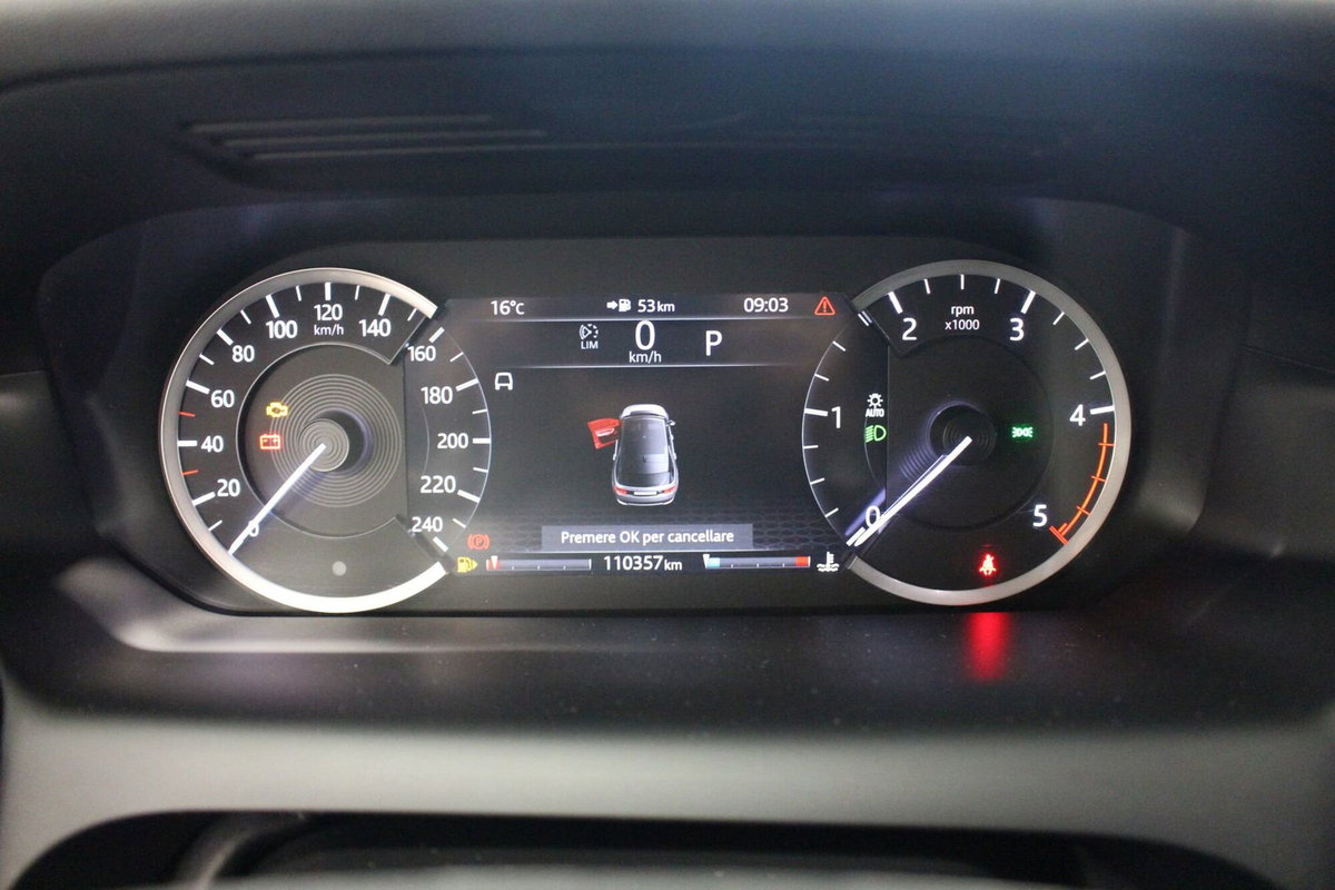 Land Rover Discovery Sport 2.0 TD4 150 CV SE (11)