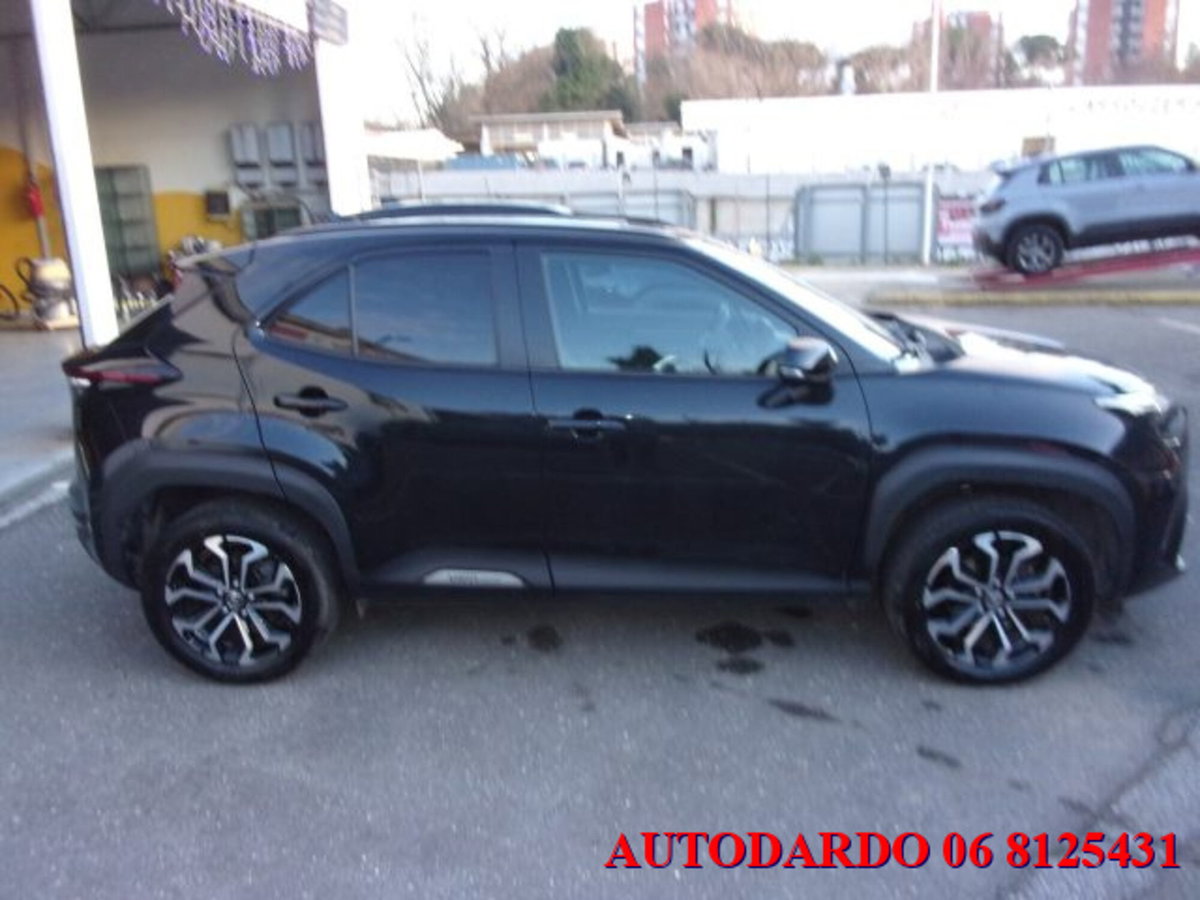 Toyota Yaris Cross 1.5h GR Sport Black Sky fwd 116cv e-cvt (11)