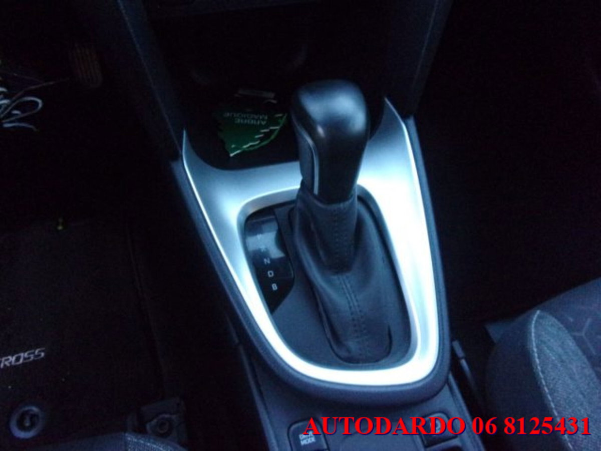 Toyota Yaris Cross 1.5h GR Sport Black Sky fwd 116cv e-cvt (17)