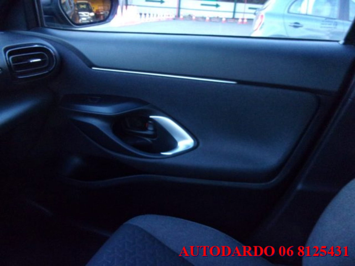 Toyota Yaris Cross 1.5h GR Sport Black Sky fwd 116cv e-cvt (18)