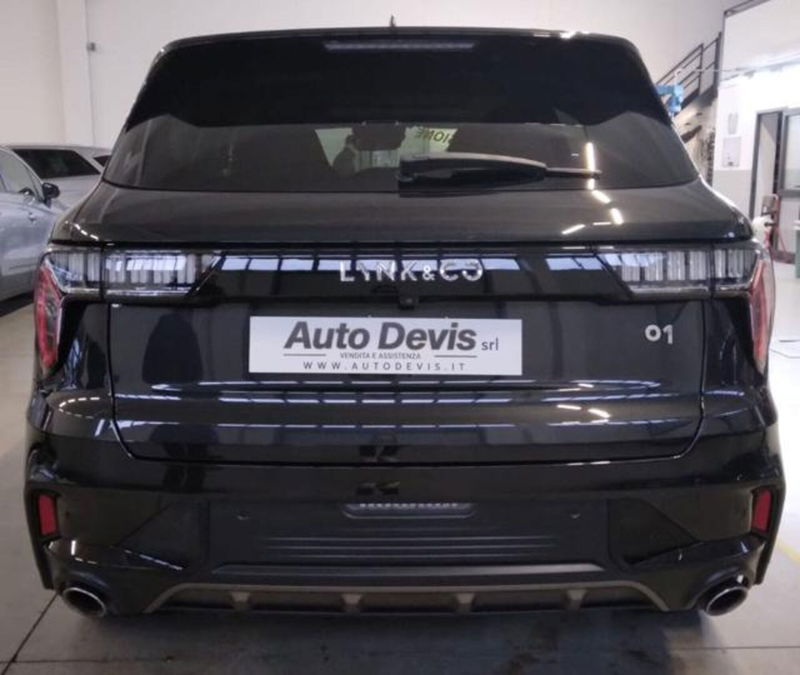 Lynk & Co 01 01 1.5 td phev