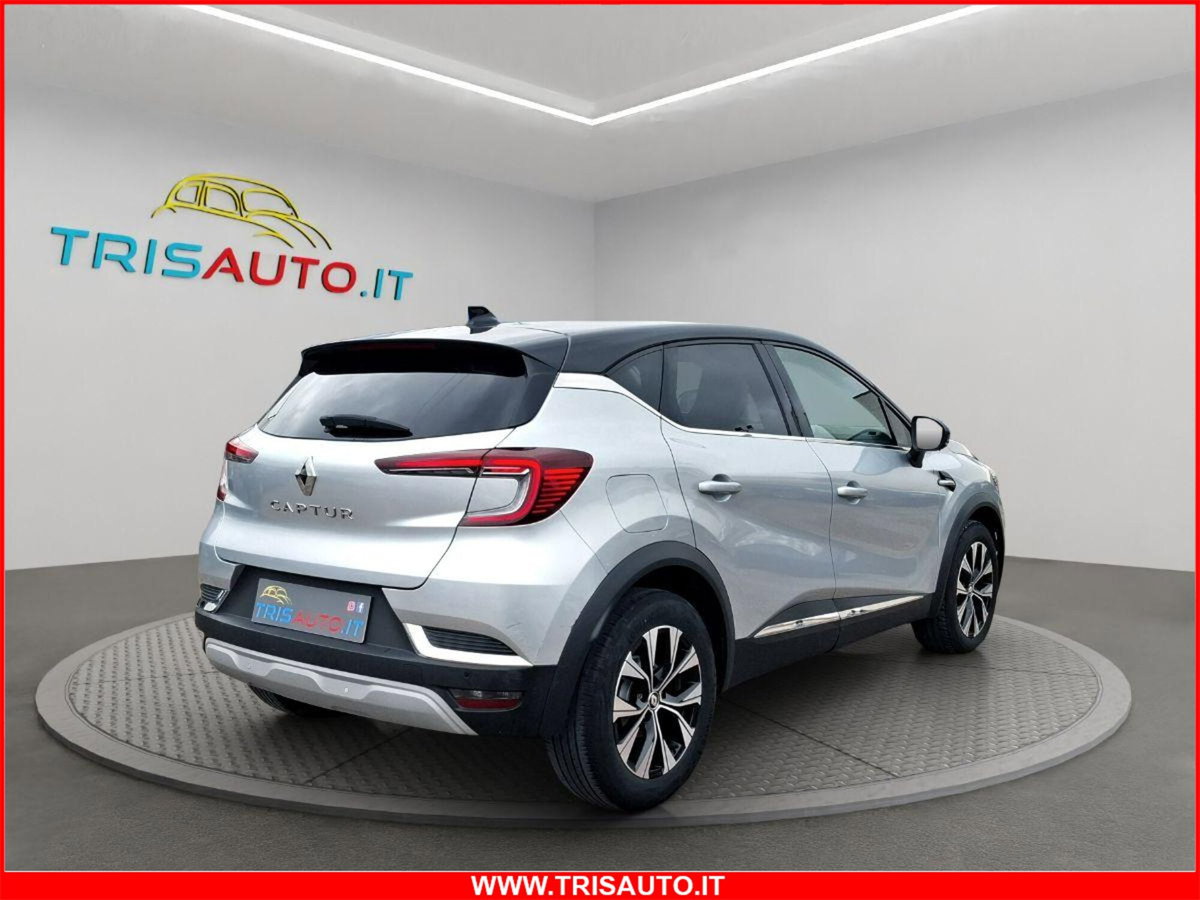 Renault Captur 1.0 tce Techno 90cv (4)