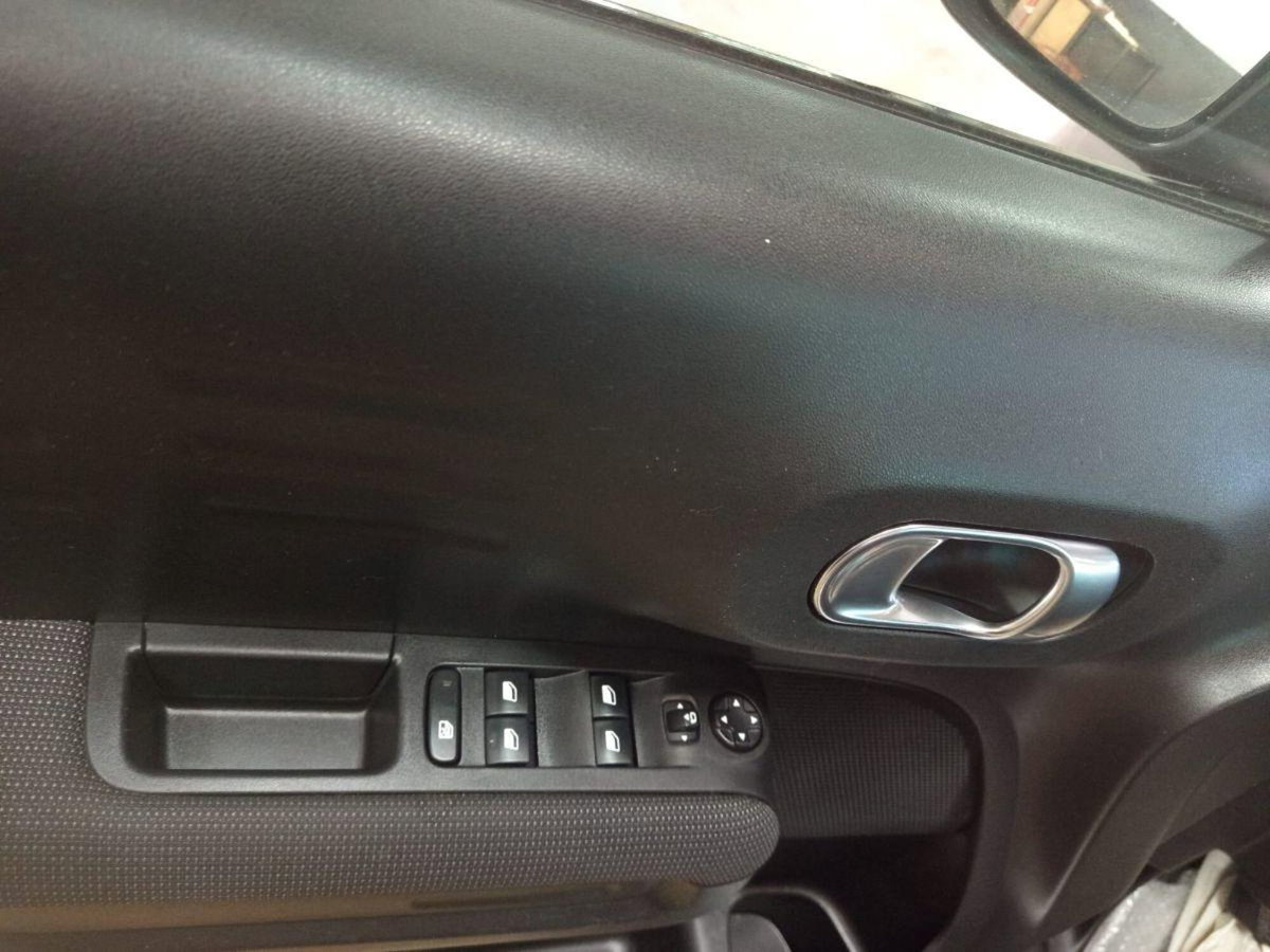 Citroen C3 Aircross BlueHDi 110 S&S Shine (12)
